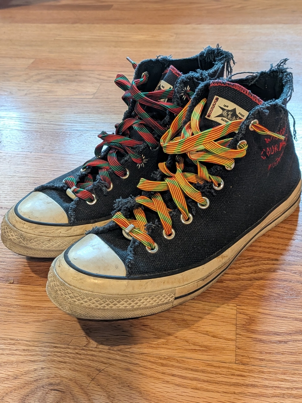 Barriers NYC Converse Sneakers with Multicolor Laces, Embroidery Size 11